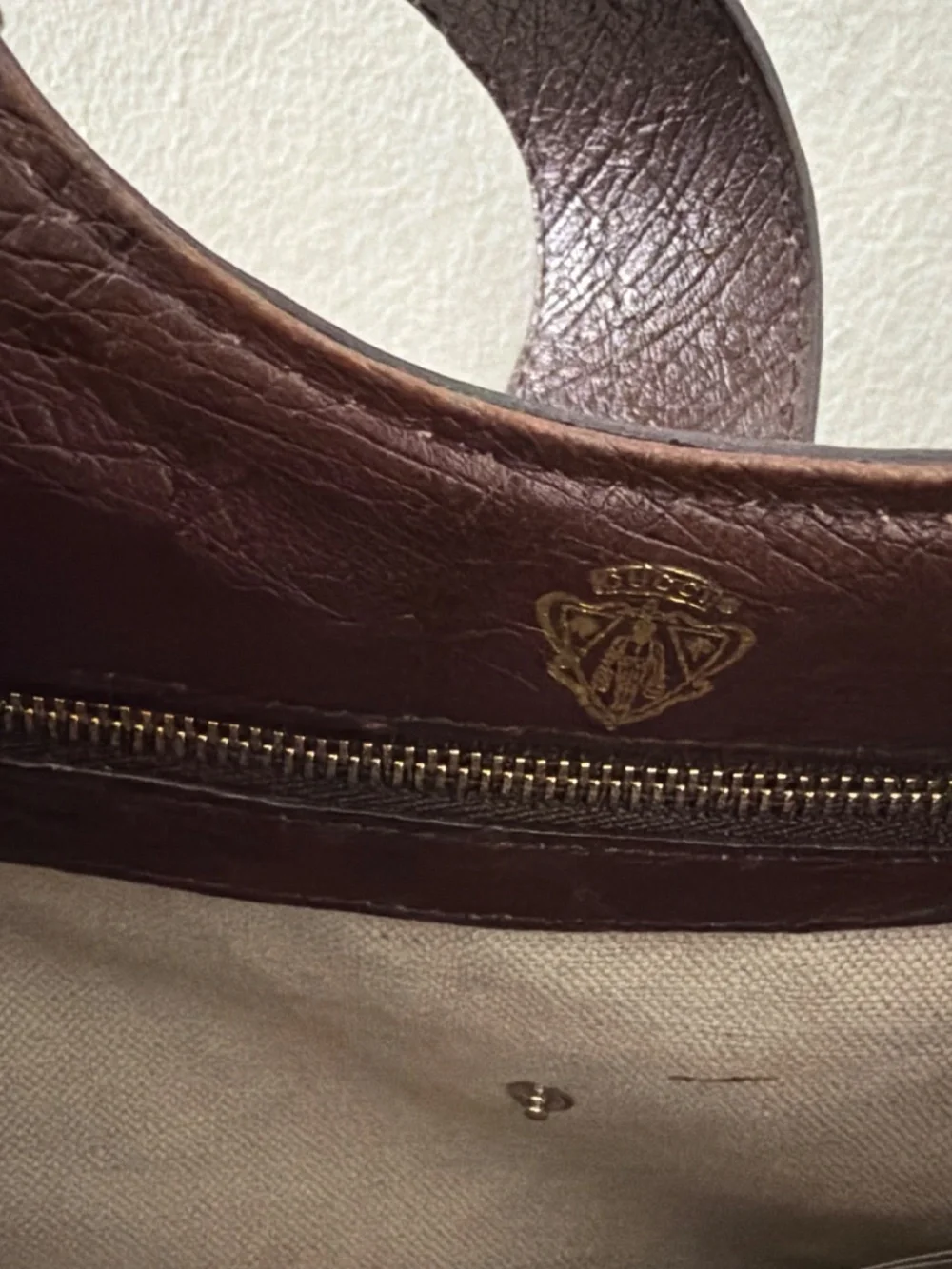 GUCCI OSTRICH BROWN STIRRUP BAG - Picture 5 of 7